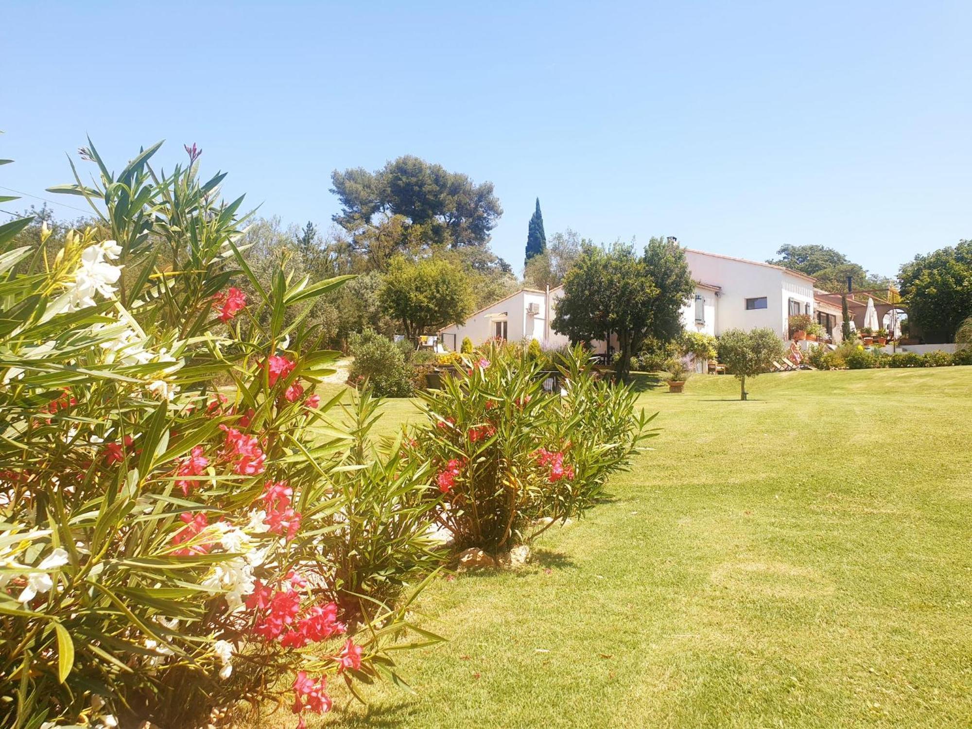 Les Prairies De Fenestrelle Spa & Piscine Au Calme Aubagne Kültér fotó